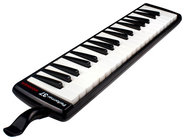 Performer 37 37-Key Melodica in Black with Gig Bag