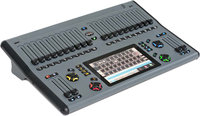 Compact Lighting Console with 512 Outputs