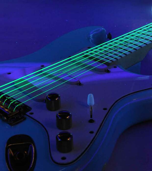 DR Strings NGE-11 Heavy NEON HiDef SuperStrings Electric Guitar Strings in Green NGE-11