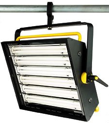Lowel Light Mfg FLS-650DM Studio 650 DMX Dimmable 120v Model FLS-650DM