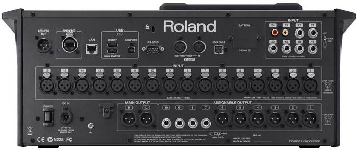 Roland Professional A/V M-200i 32-Channel Digital Mixing Console