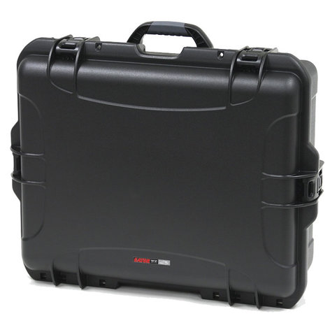 Gator GU-2217-08-WPDV 22"x17"x8.2" Waterproof Molded Case With Divider