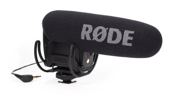 Rode VIDEOMIC-PRO-R Compact Directional On-Camera Microphone With Rycote Lyre Shock Mount