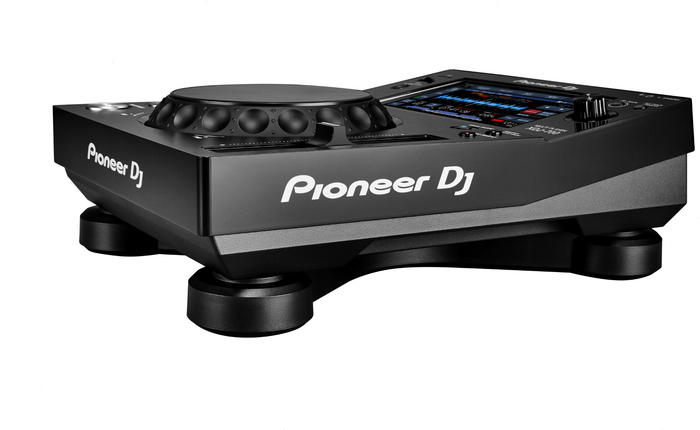 Pioneer DJ XDJ-700 Compact Digital Deck, Rekordbox Compatible