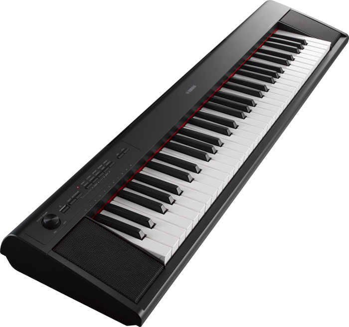 Yamaha Piaggero NP-12 61-Key Portable Keyboard