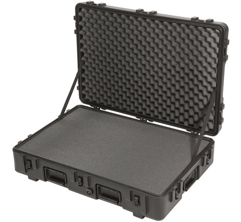 SKB 3R3221-7B-CW 32"x21"x7" Waterproof Case With Cubed Foam Interior