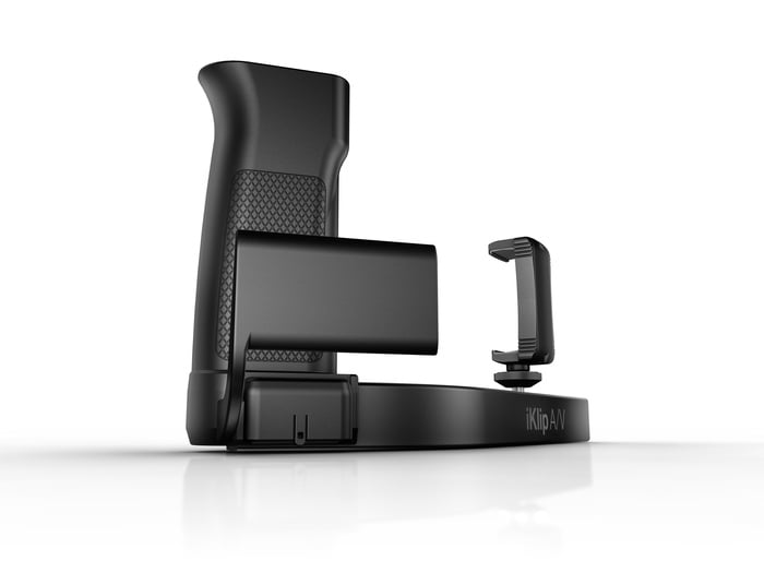 IK Multimedia iKlip A/V Smartphone Grip with Integrated Mic Preamp IKLIP-AV