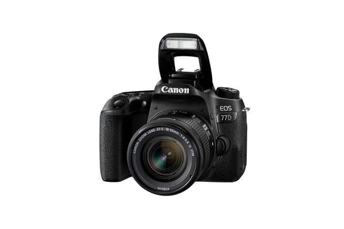 Canon EOS 77D EF-S 18-55 IS STM Kit DSLR Kit with EF-S 18–55mm IS STM Lens EOS-77D-EFS-18/55MM
