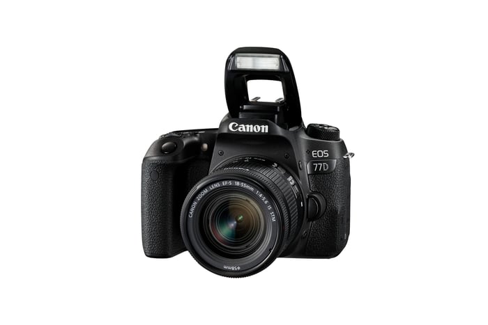 Canon EOS 77D DSLR Camera 24.2MP With  EF-S 18-55 IS STM Lens Kit