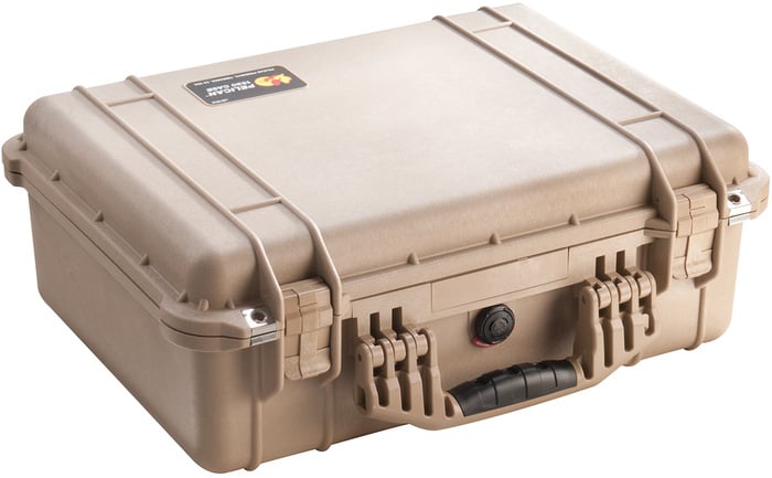 Pelican Cases 1520 Medium Protector Case with Empty Interior PC1520NF