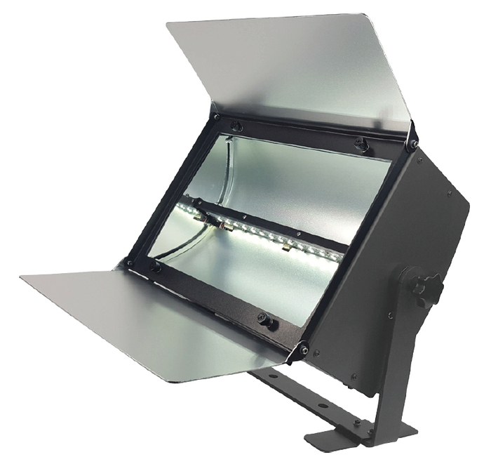 Blizzard Lighting CYC OUT LED RGBW Strobe / Cyc Light with Dual Zone Control CYC-OUT