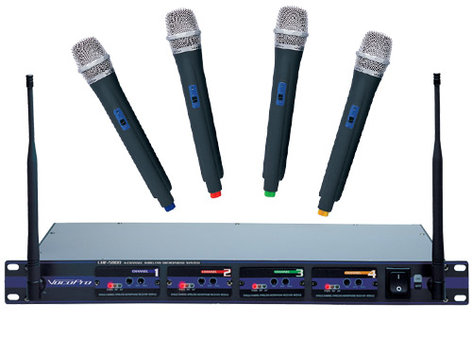 VocoPro UHF-5800 Wireless UHF Handheld Mic System UHF-5800