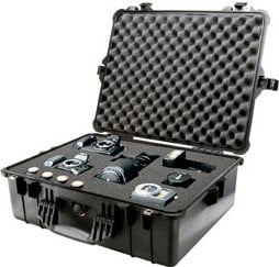 Pelican Cases 1600 Protector Case 24.5"x16.5"x8" Protector Case With Pick N Pluk Foam, Black