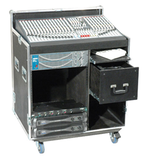 Tour 8 Series Combo Case, Single 18 Space with Compartment, Black