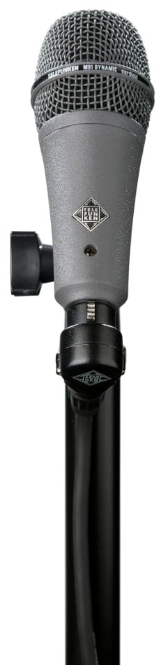 Short Body-Style Dynamic Cardioid Microphone with Chrome Grille