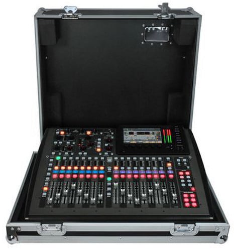 40-Input 25-Bus Digital Mixing Console with Touring Case
