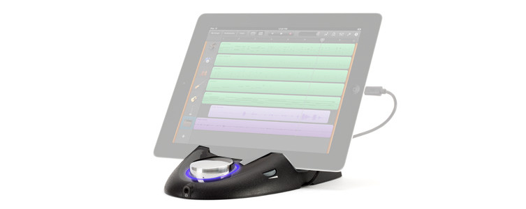 iOS Audio/MIDI Interface with Lightning Connector