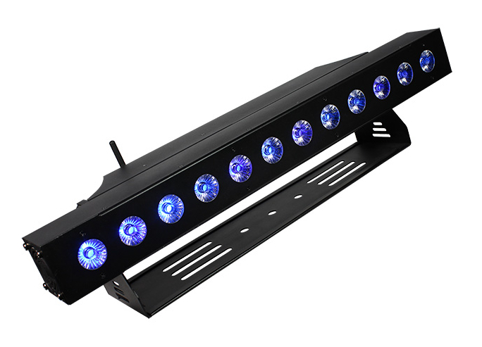 12 x 15W RGBAW + UV Batten Style LED Wash with Wireless DMX Receiver