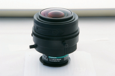 2.2~6mm Fujinon 3MP Verifocal F1.3 CS