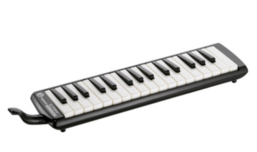 Melodica in Black