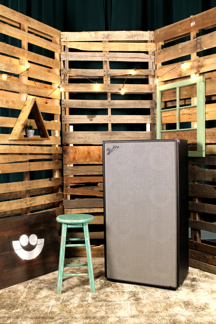 8 x 10" Bass Speaker Cabinet in Black / Silver