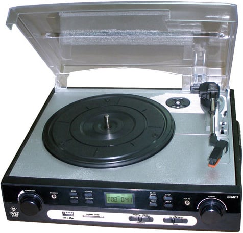 USB Belt Drive Turntable with Direct-To-Digital USB/SD Card Encoder and AM/FM Radio