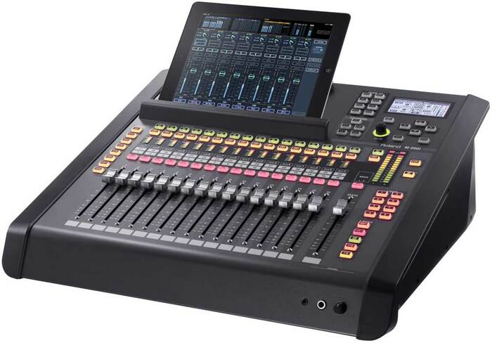 Roland Professional A/V M-200i 32-Channel Digital Mixing Console