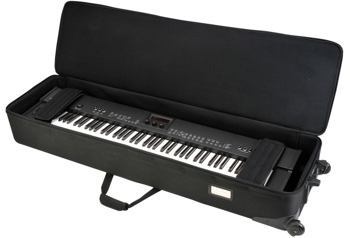 SKB 1SKB-SC88NKW 88-Key Narrow-Frame Keyboard Soft Case With Wheels