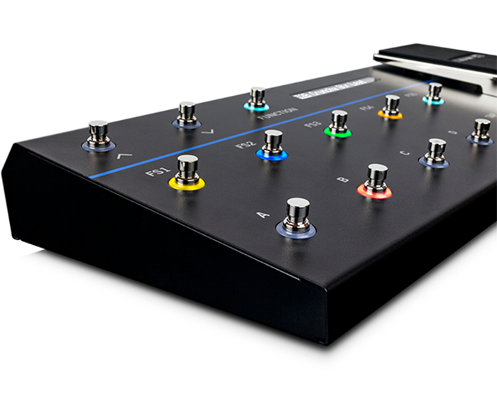 Line 6 FBV 3 Footswitch 13-Button Pro Foot Controller For Line 6 Amps With Expression Pedal