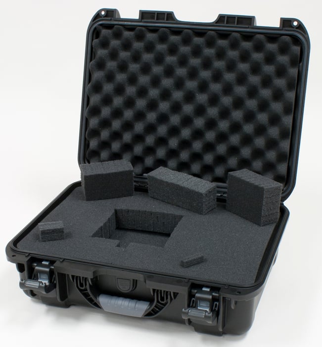 Gator GU-1711-06-WPDF 17"x11.8"x6.4" Waterproof Molded Case With Diced Foam