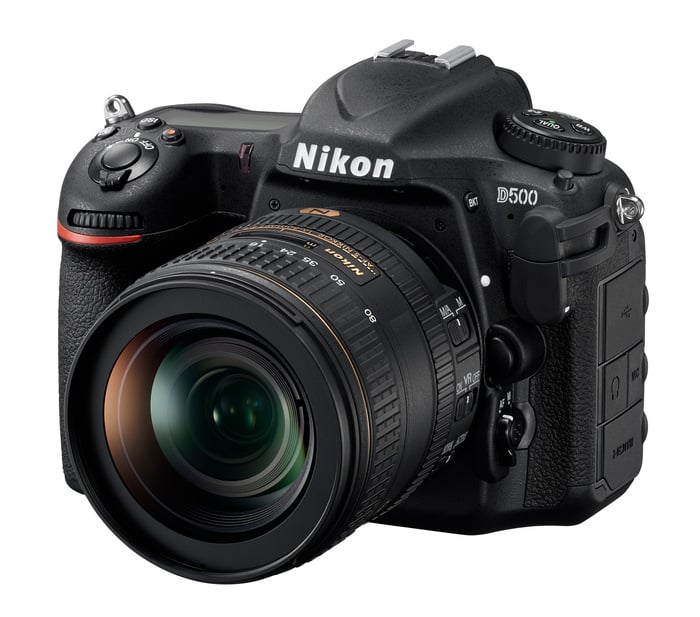 Nikon D500 16-80mm Kit 20.9MP DSLR Camera With AF-S DX NIKKOR 16-80mm F/2.8-4E ED VR Lens