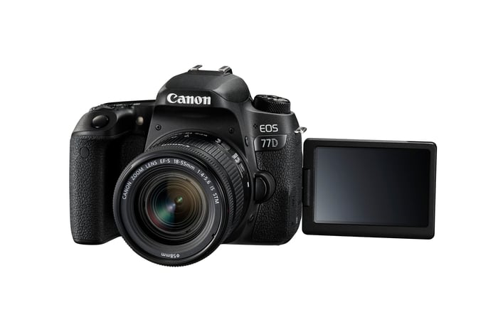 Canon EOS 77D DSLR Camera 24.2MP With  EF-S 18-55 IS STM Lens Kit