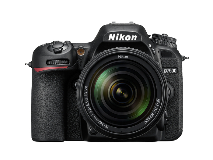 Nikon D7500 18-300mm Kit 20.9MP DSLR Camera With AF-S DX NIKKOR 18-300mm F/3.5-6.3G ED VR Lens