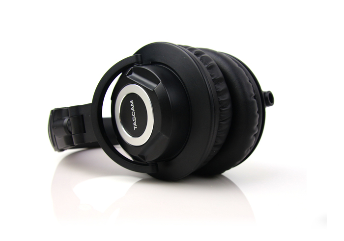 Tascam TH-07 High Definition Monitor Headphones - Over Ear