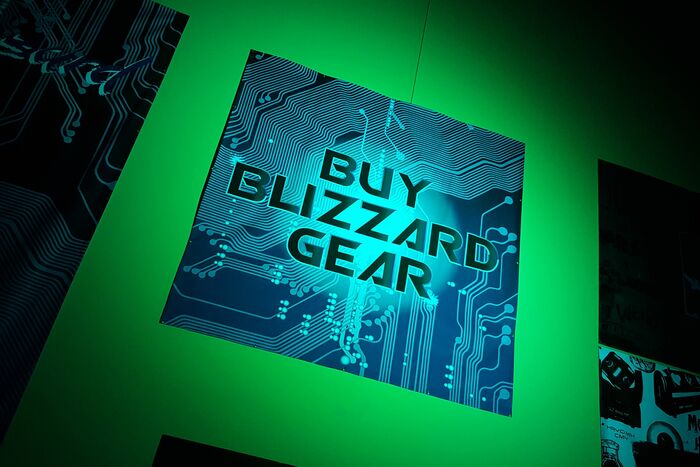 Blizzard TOURnado WIMAX 7 7x25W RGBAW-Lime+UV LED IP65 PAR With W-DMX Receiver
