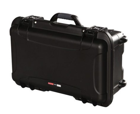Gator GU-2011-07-WPDV 20.5"x11.3"x7.5" Waterproof Molded Case With Wheels And Inte