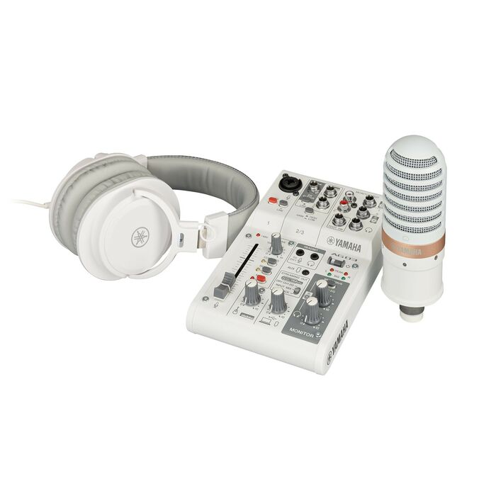Q2059　ヤマハ YAMAHA AG03 Amazon.com: Yamaha AG03 3-Channel Mixer / 1 Microphone