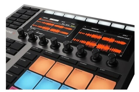Native Instruments MASCHINE-PLUS STANDALONE PRODUCTION AND PERFORMANCE INSTRUMENT