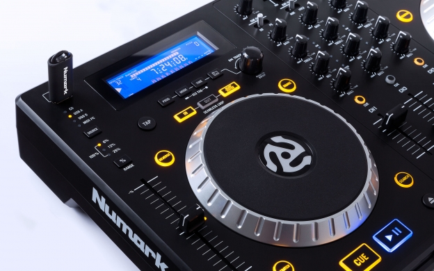 Numark MIXDECK-EXPRESS-BLK Premium DJ Controller With CD And