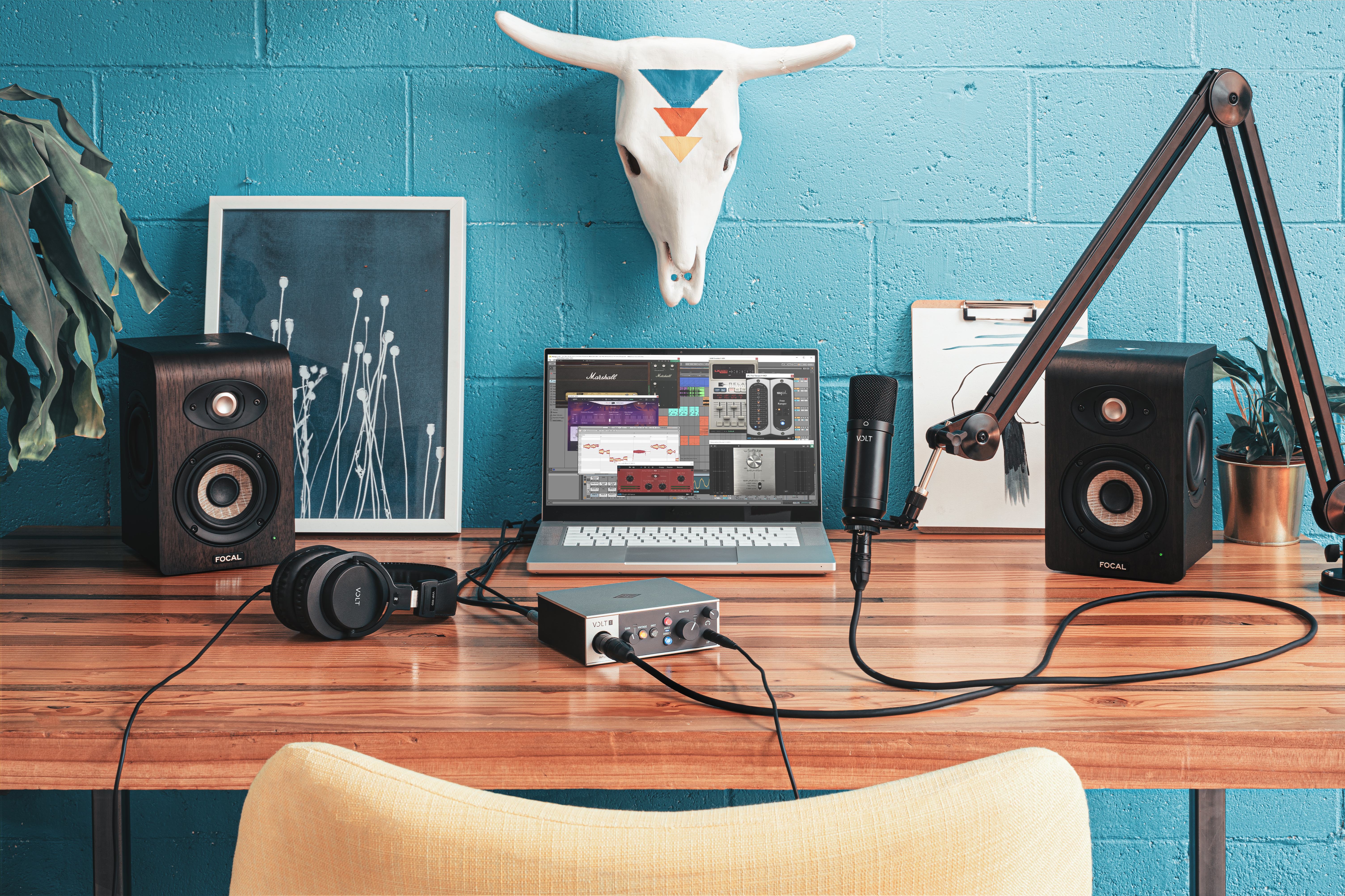 Universal Audio VOLT 1 USB 2.0 Audio Interface, 1-in/2-out | Full Compass  Systems