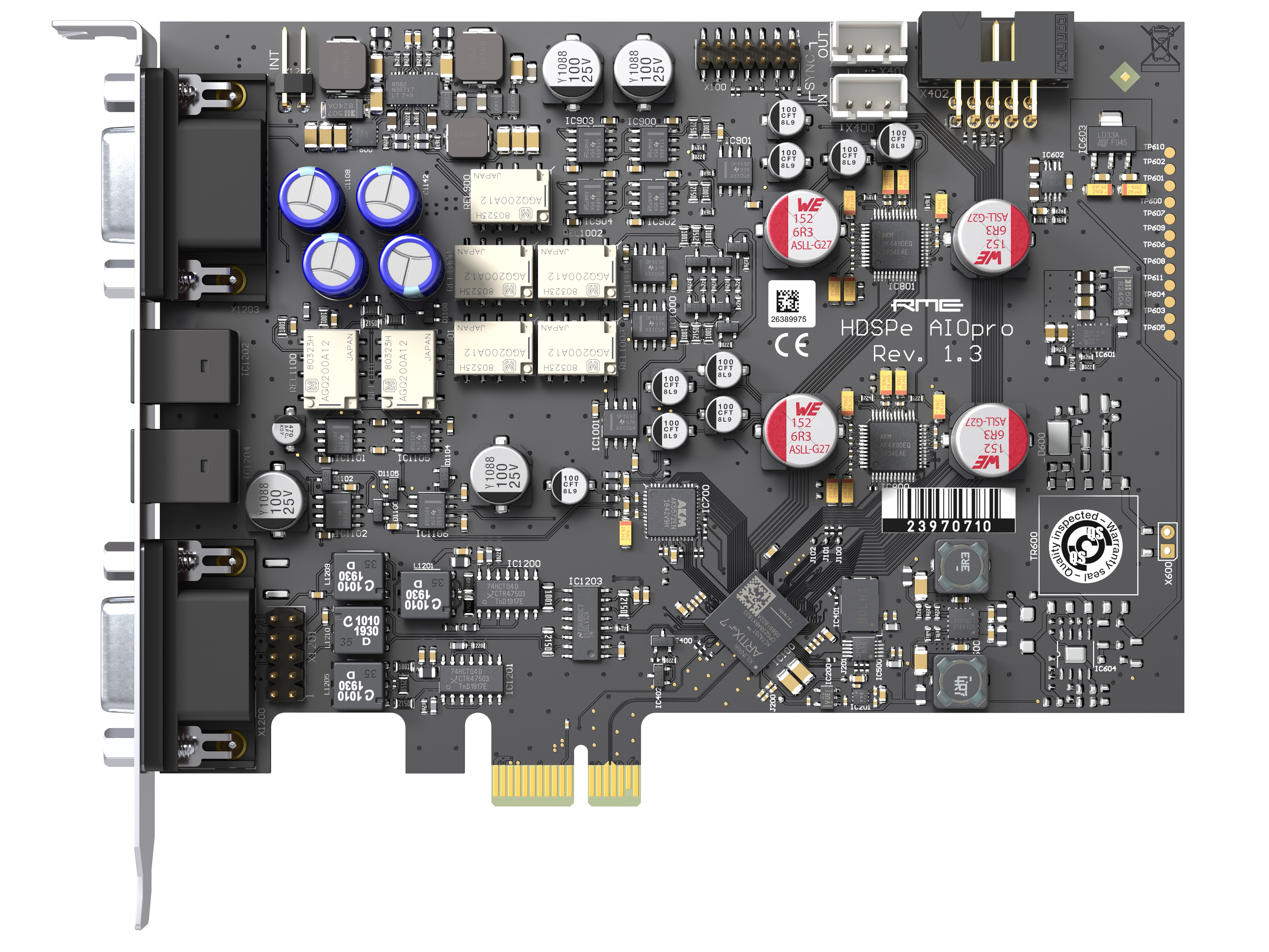 RME HDSPe AIO Pro PCI-Eオーディオインターフェイス RMEHDSPeAIOPro_01-
