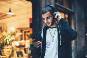 5 Tips for Choosing the Best Headphones