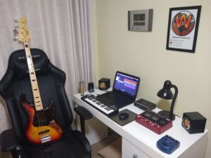 How to Compress Electric Bass