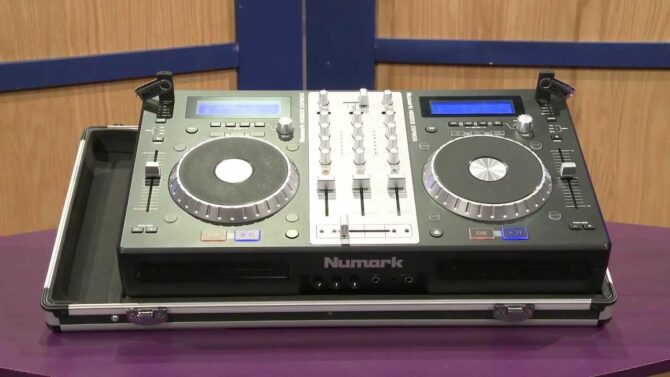 Numark Mixdeck Express DJ Controller CD/MP3/USB | GearCast