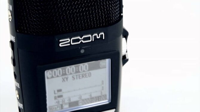 Zoom H2n Portable Handheld Recorder with Surround Sound (1 of 2)
